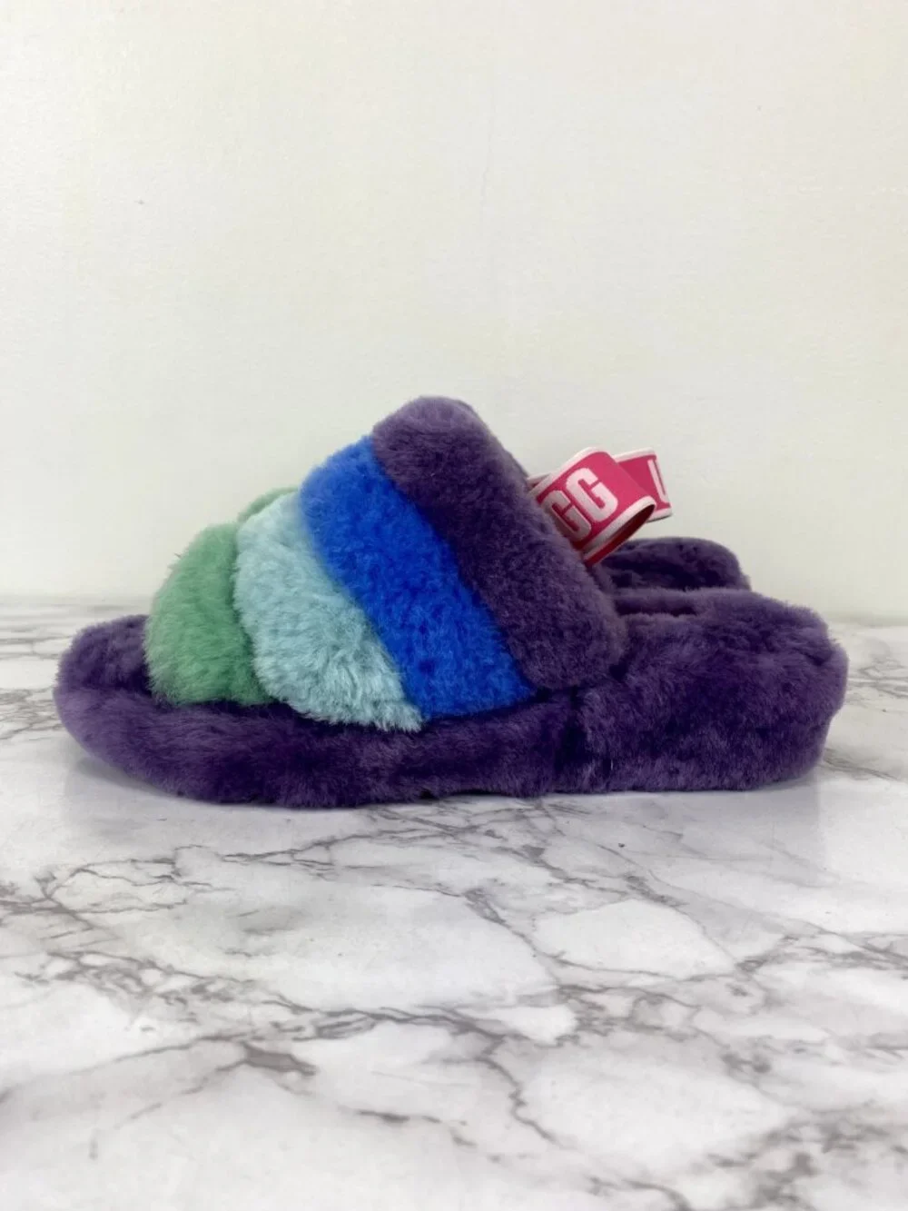 UGG Fluff Yeah Rainbow Purple Furry Women’s Slides Sz 7